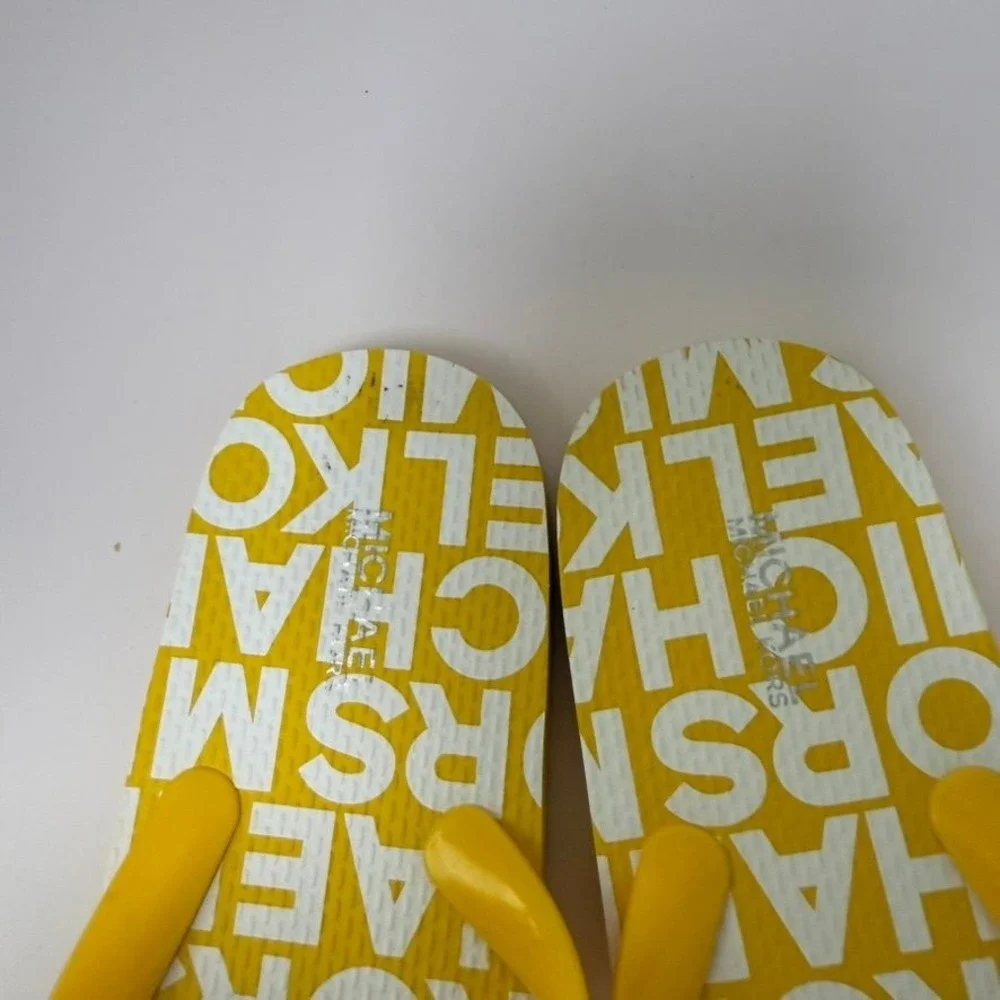 Michael Kors Womens Flip Flops Sandals Yellow White MK Logo Print Thong Sz 8M